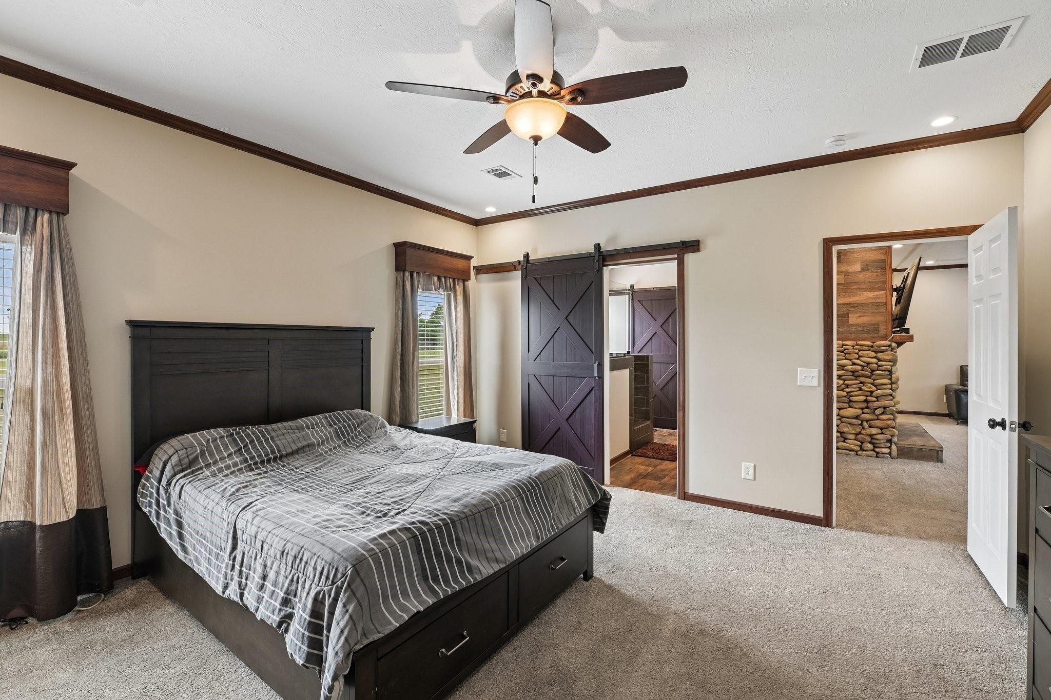 main property photo 22
