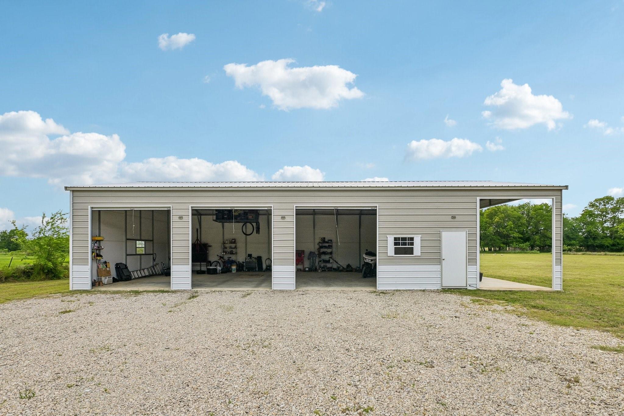 main property photo 36