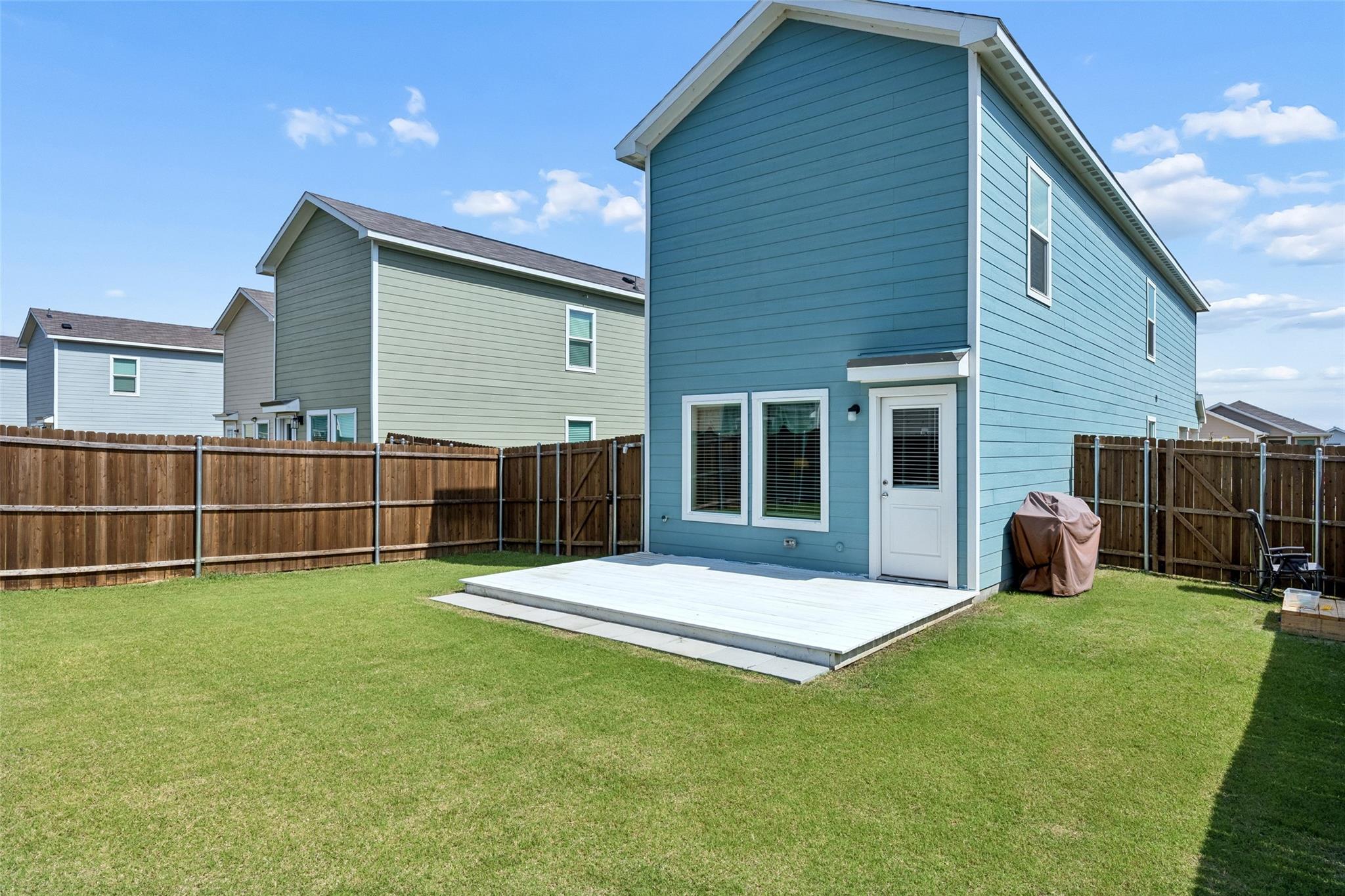 main property photo 18