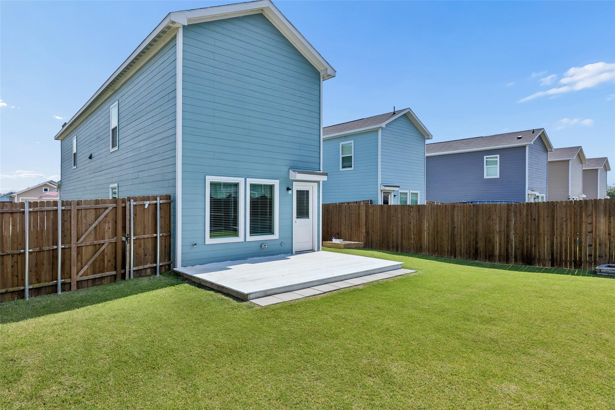 main property photo 19