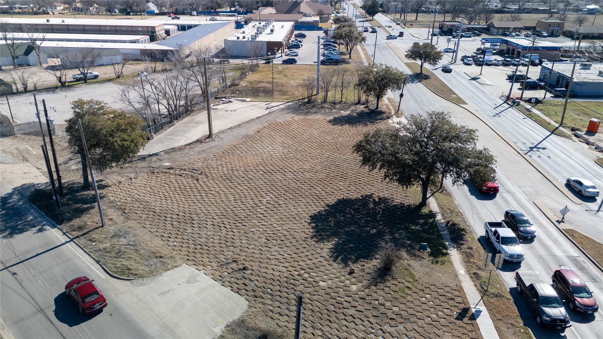 main property photo 3