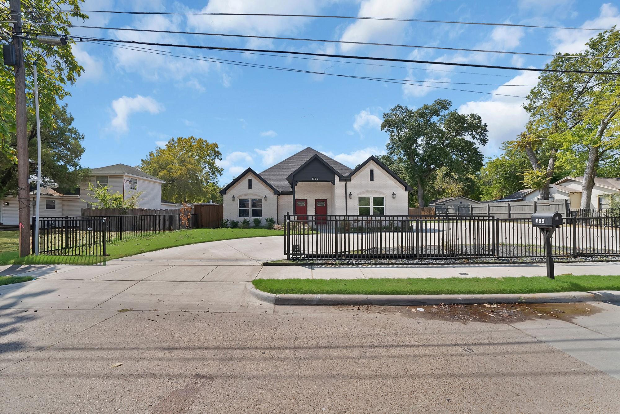main property photo 1