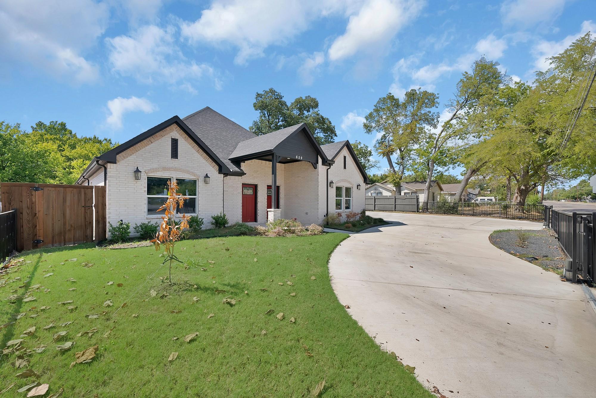 main property photo 2