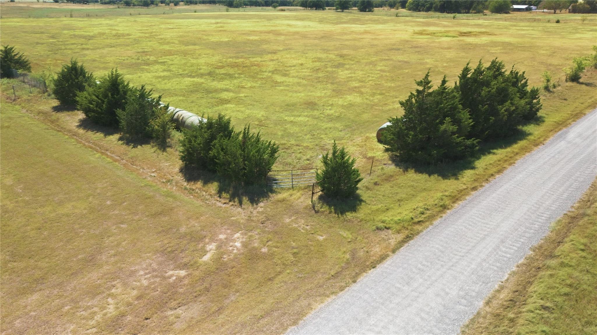 main property photo 36