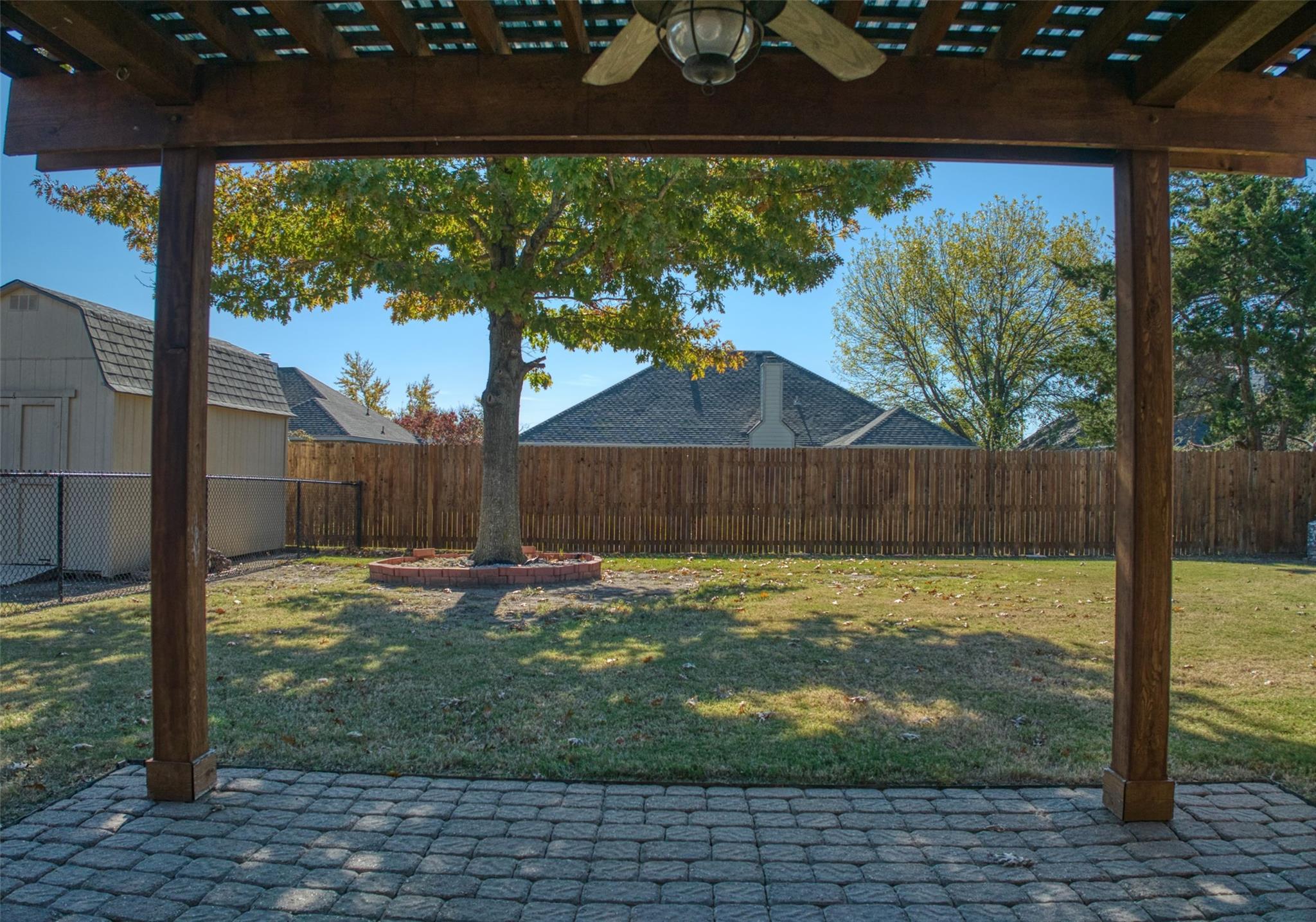 main property photo 27