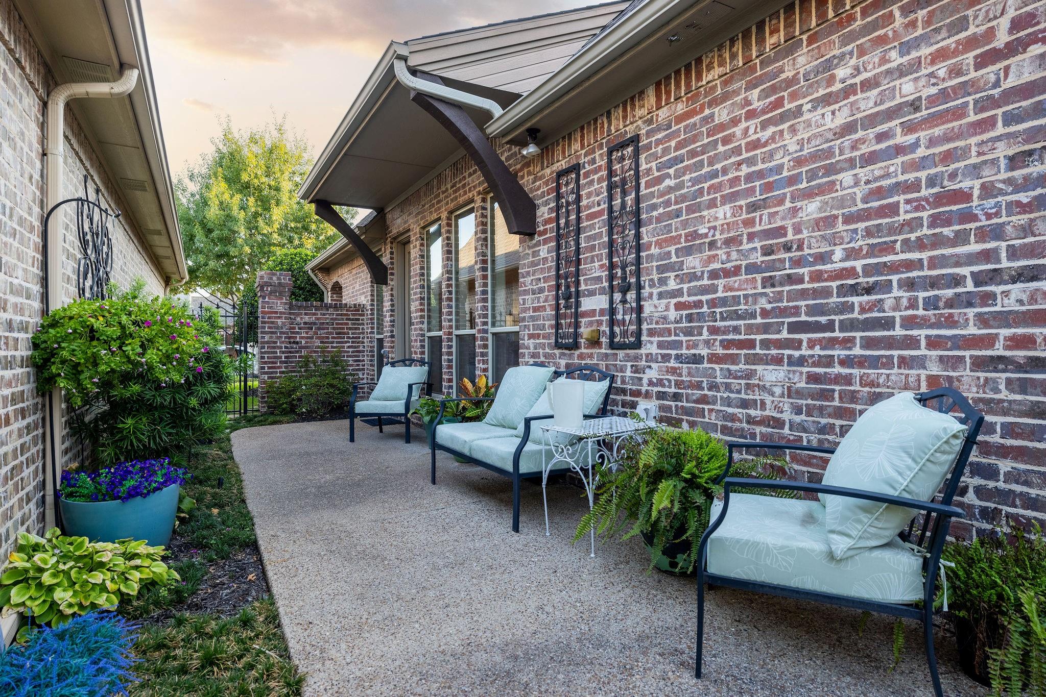 main property photo 29