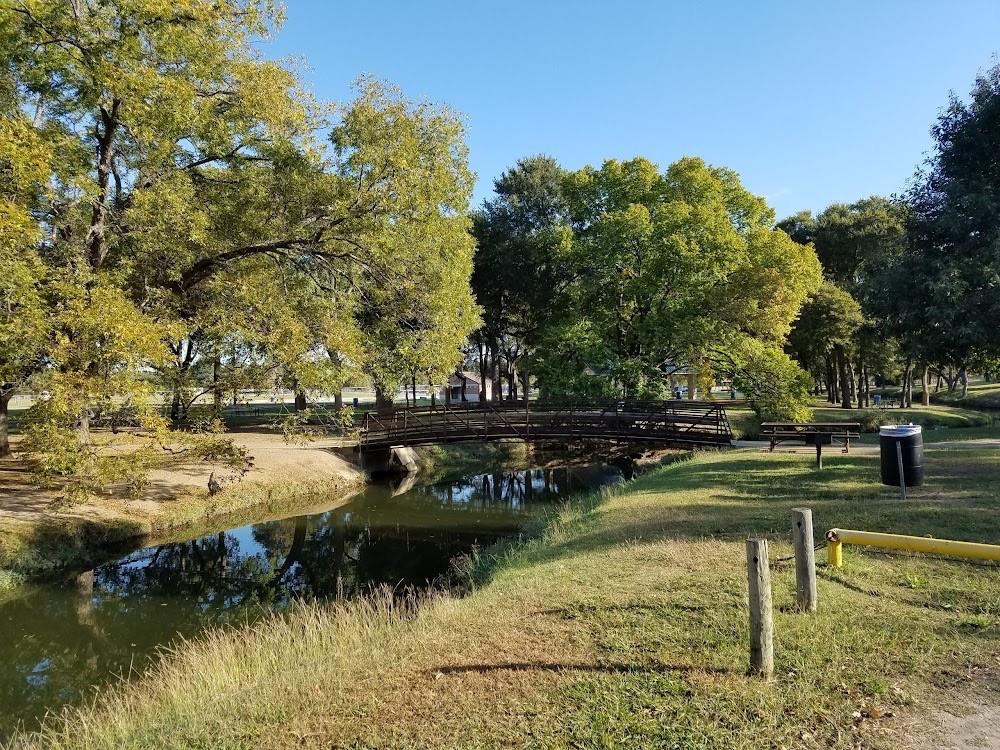 main property photo 34