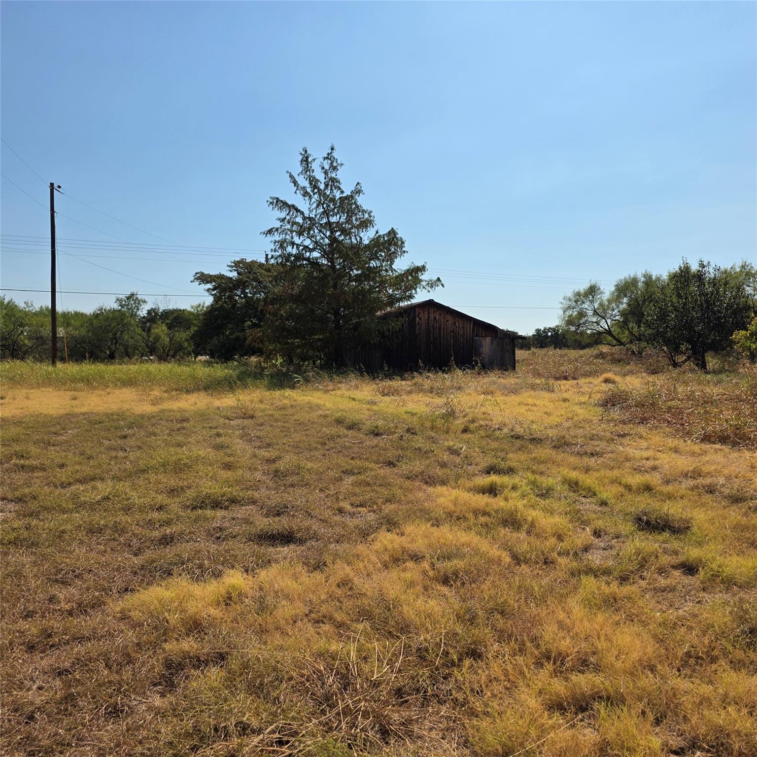 main property photo 19