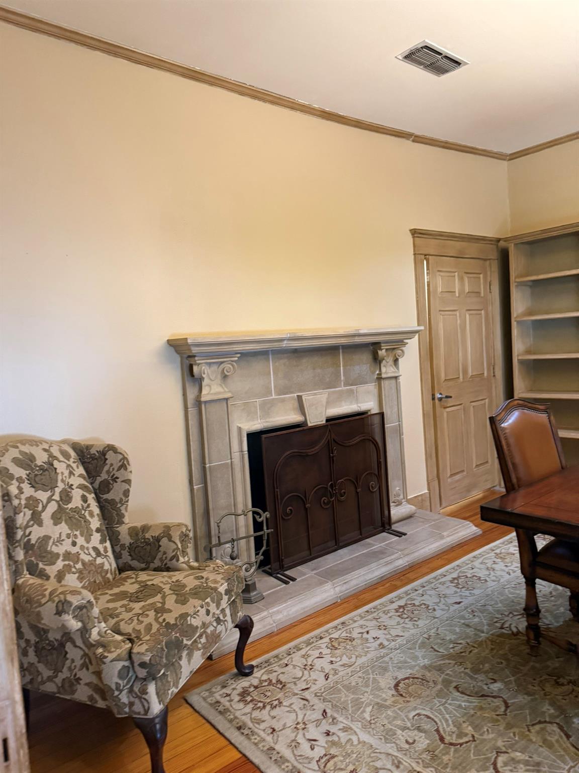 main property photo 18