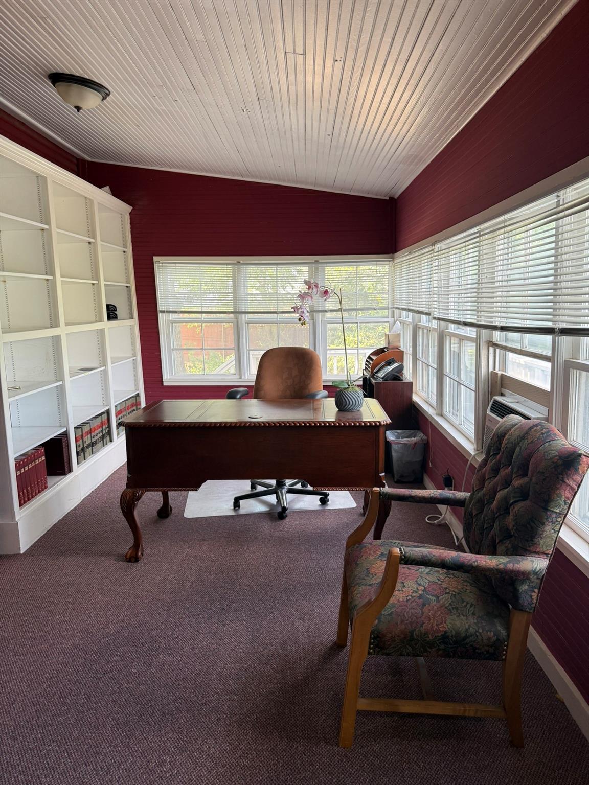main property photo 23