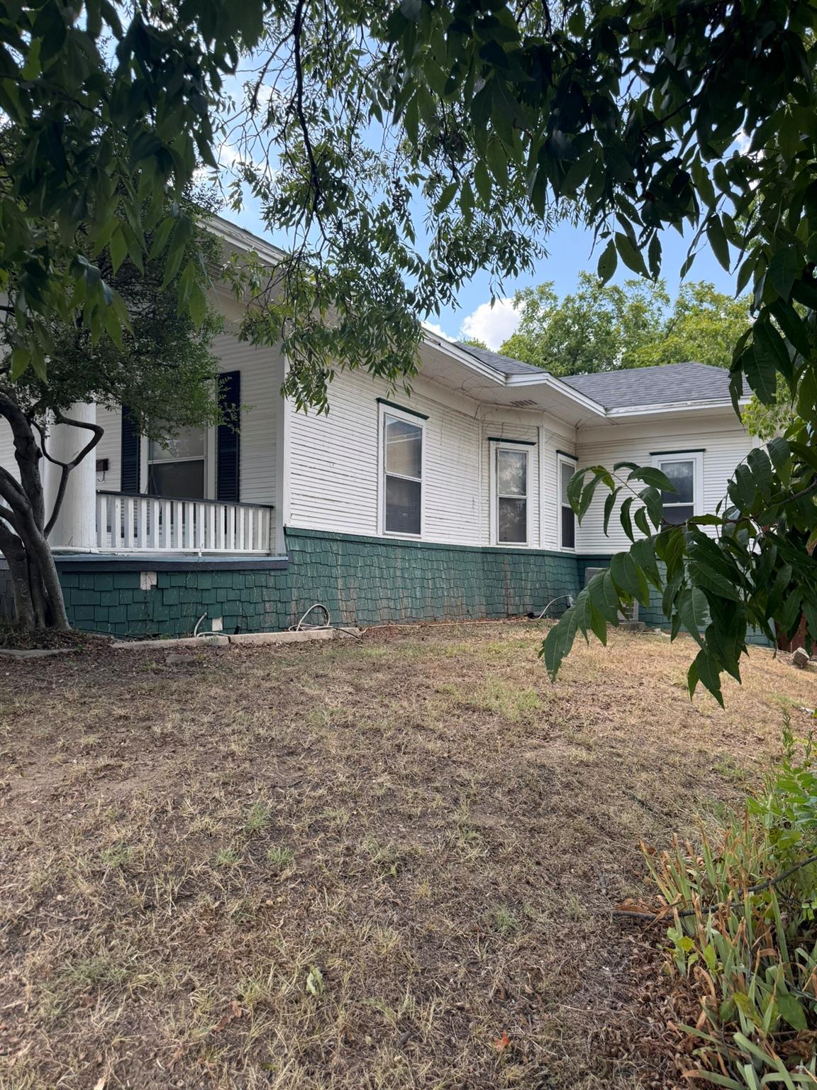 main property photo 38