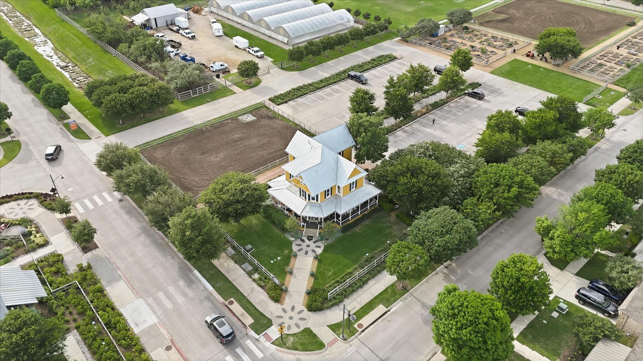 main property photo 36