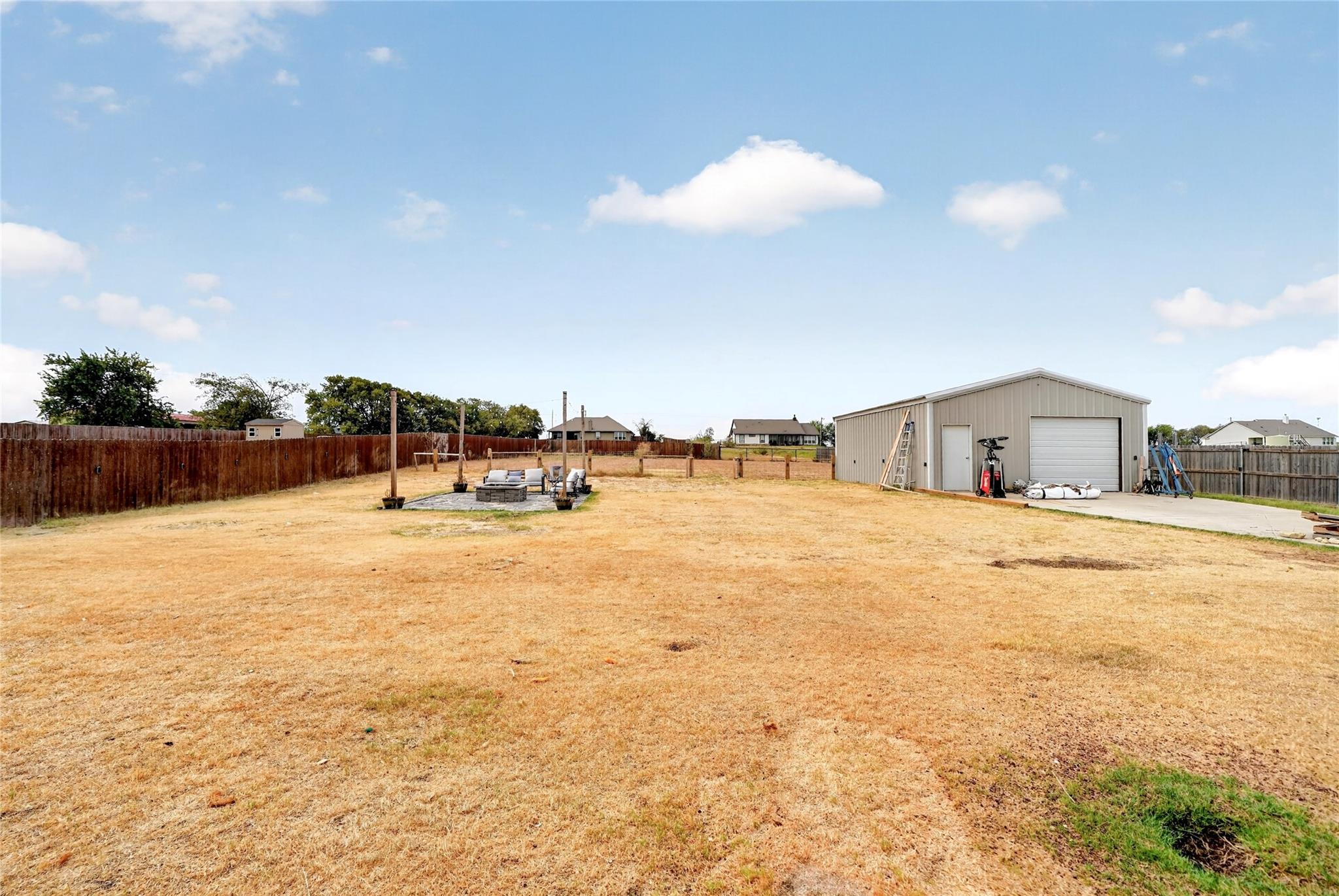 main property photo 31