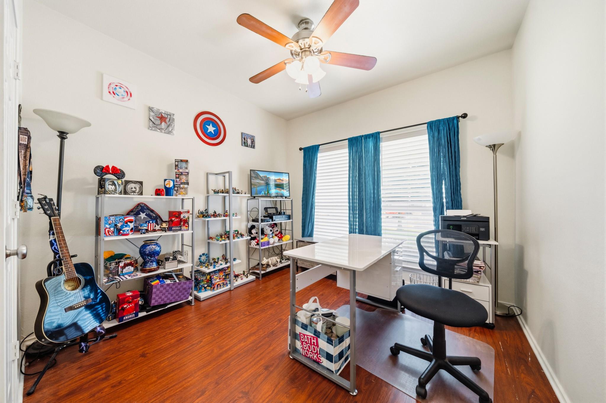 main property photo 17