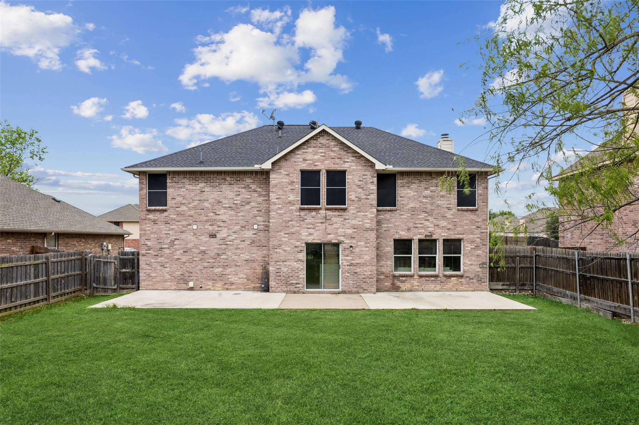 main property photo 33