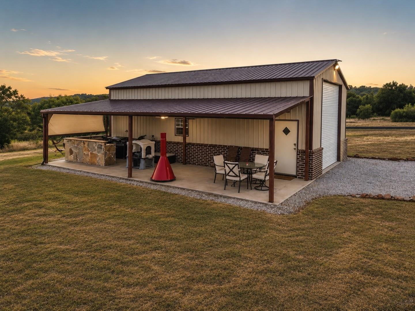 main property photo 31