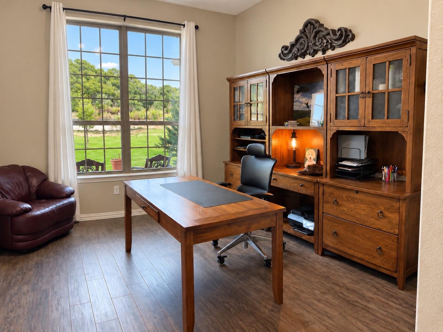 main property photo 5