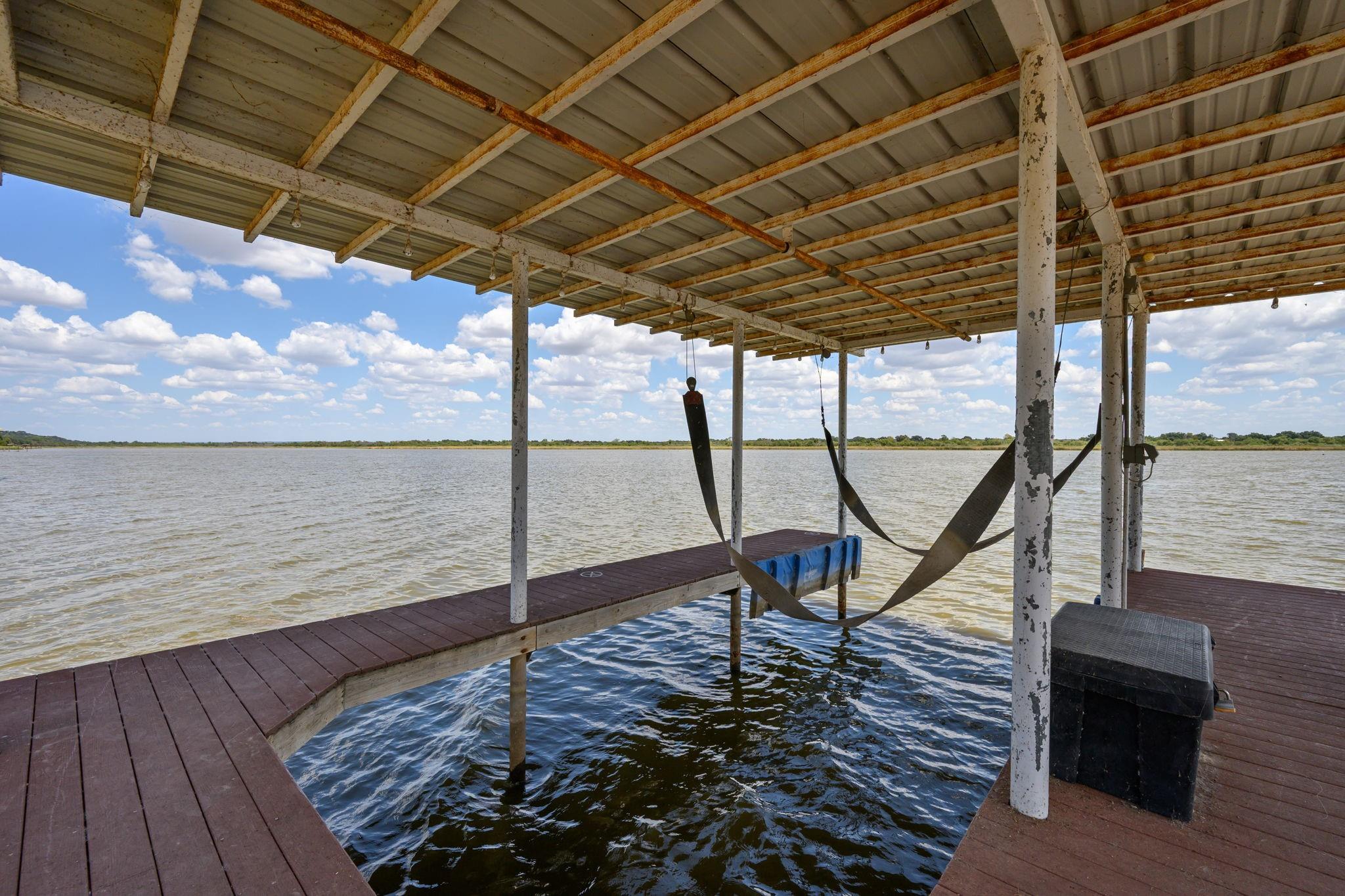 main property photo 37