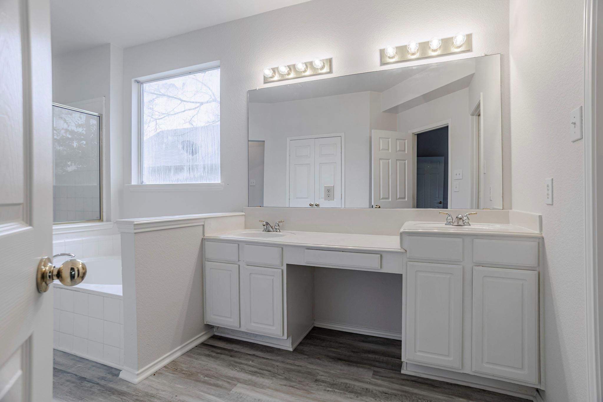 property viewer photo 14
