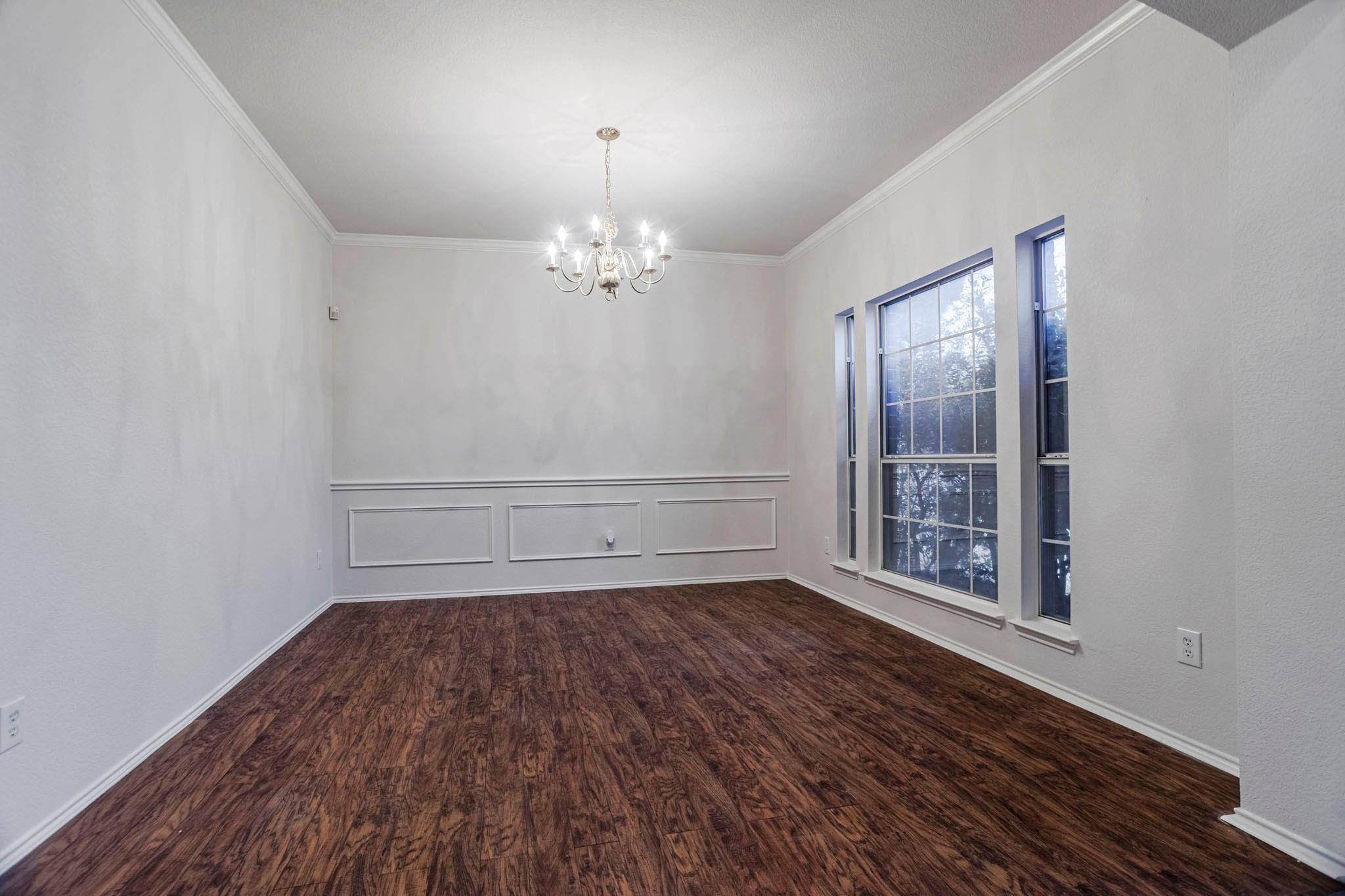 property viewer photo 3