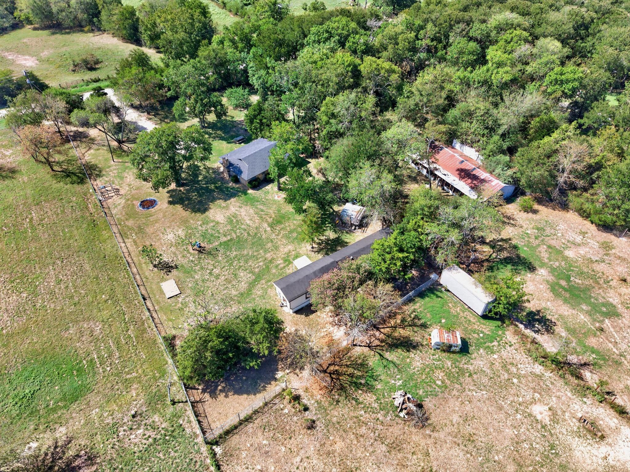 main property photo 37