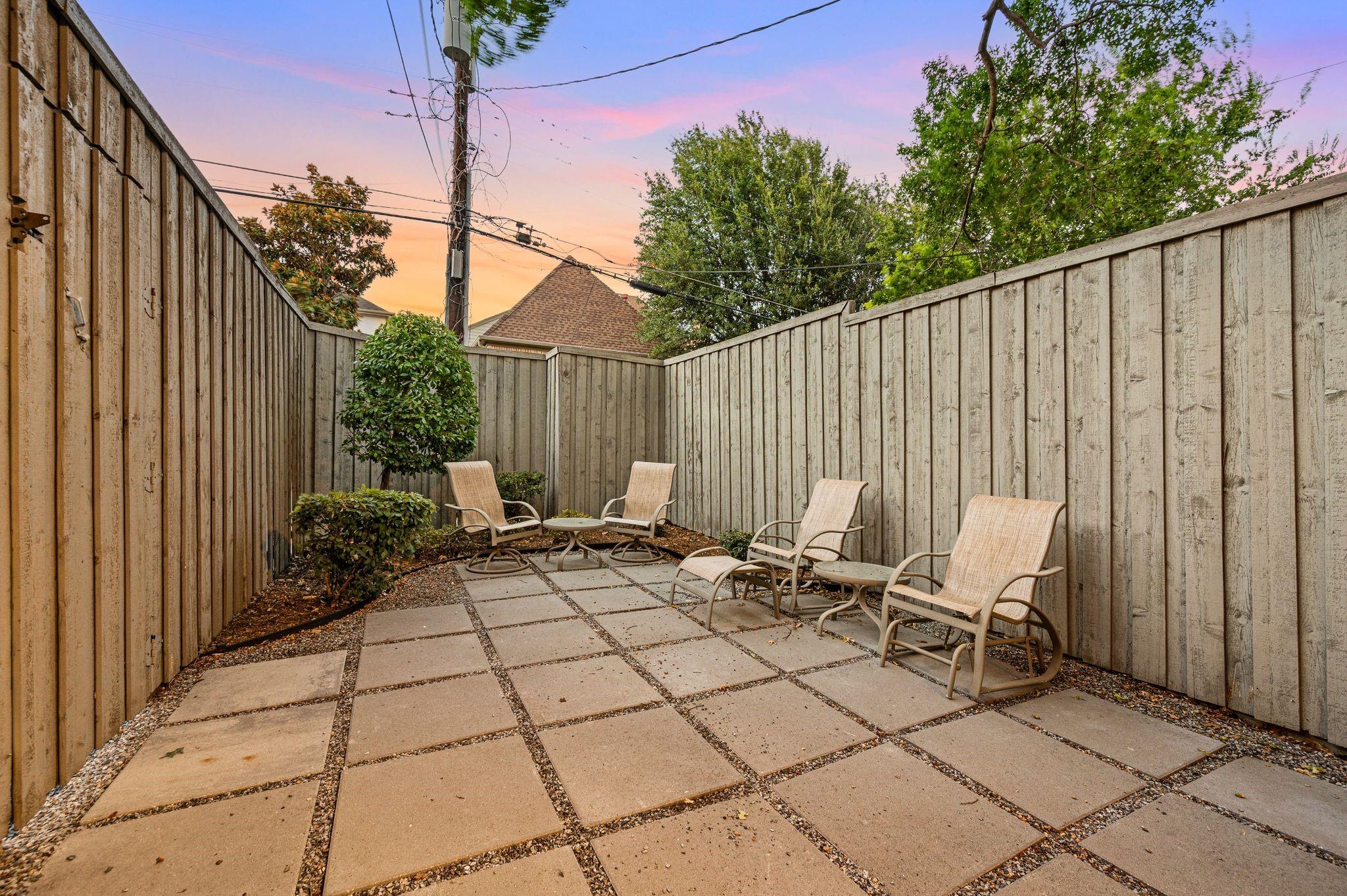 main property photo 32
