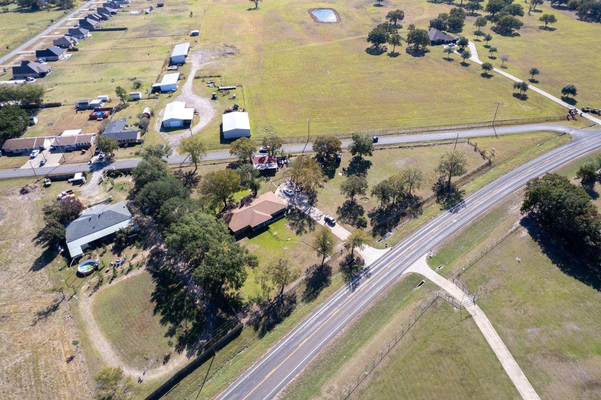 main property photo 22