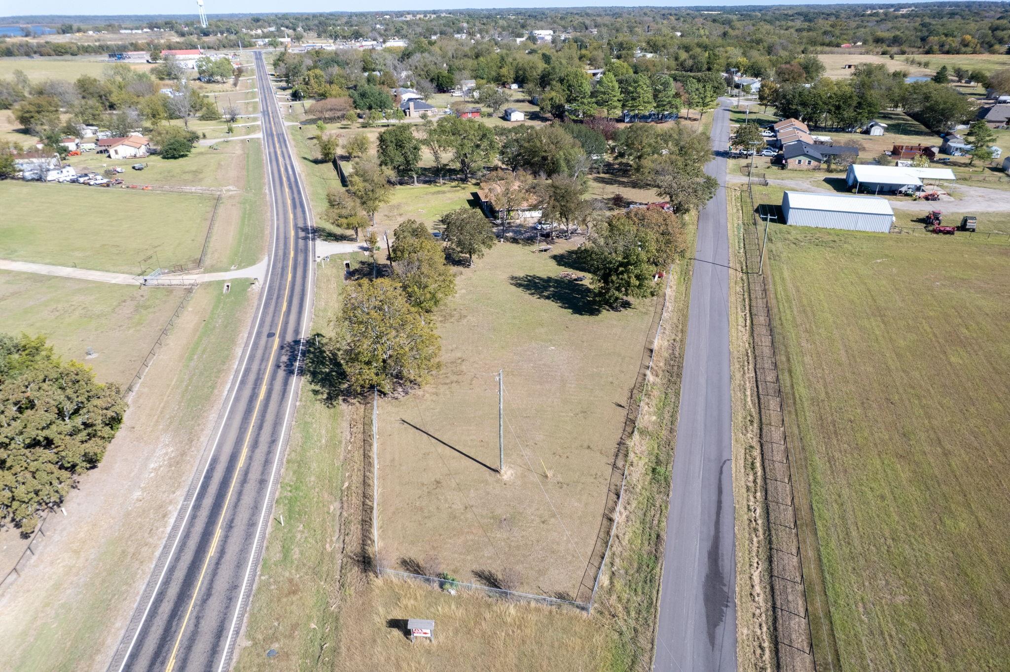 main property photo 23