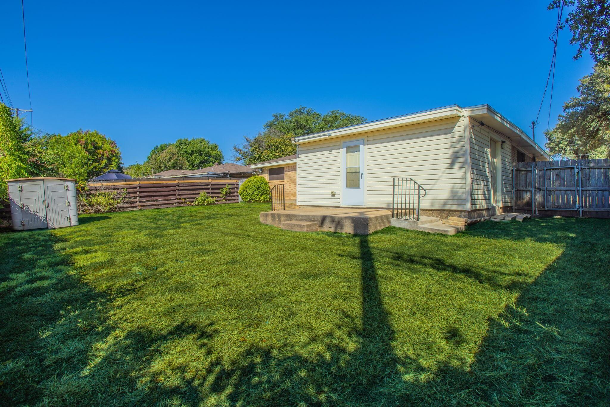 main property photo 24