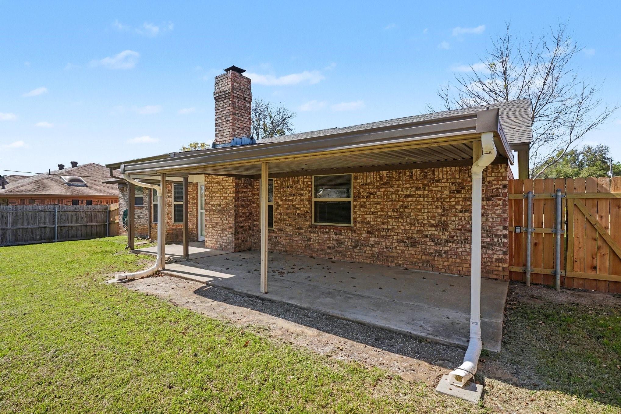 main property photo 22