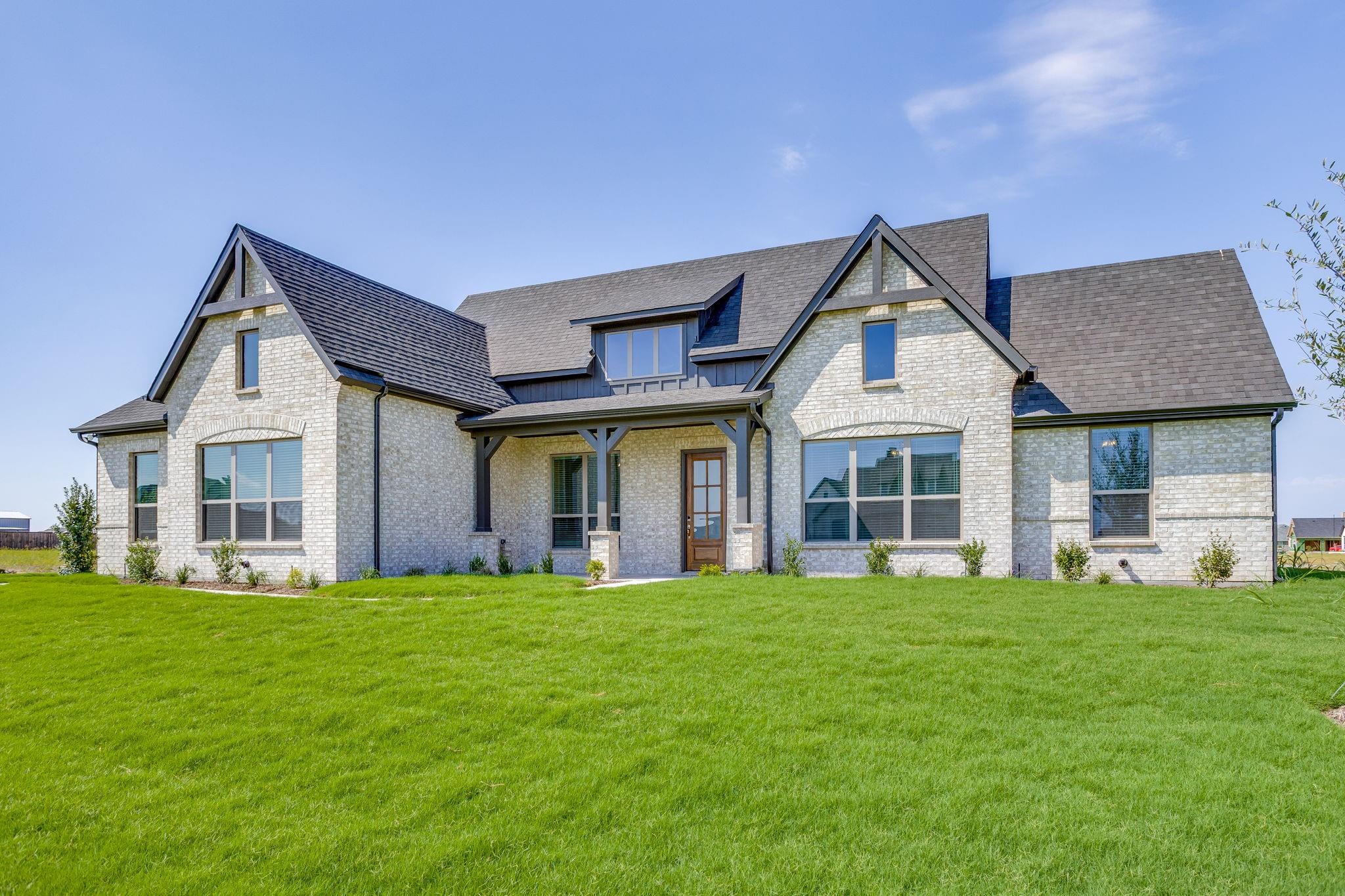 main property photo 2