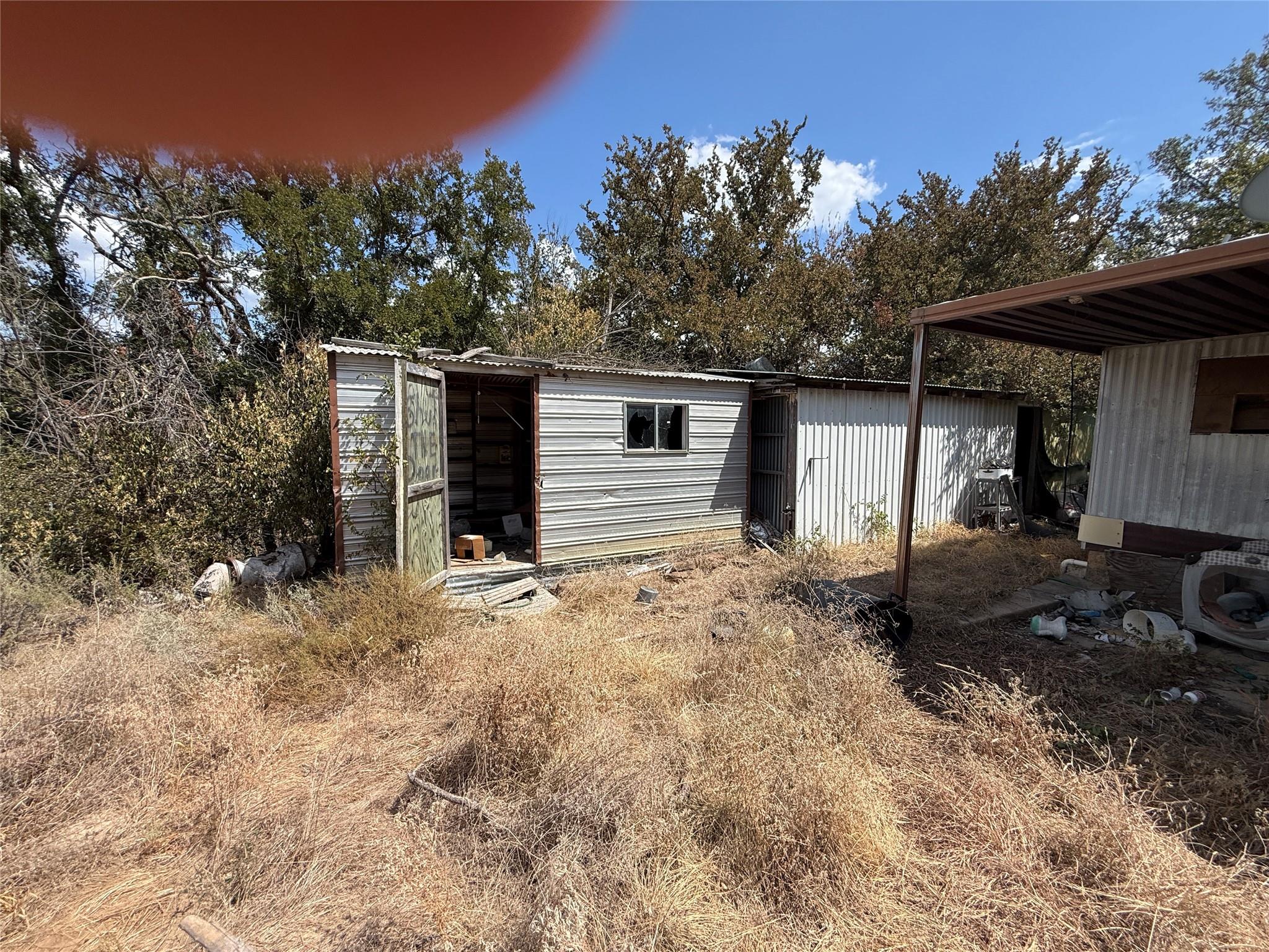 main property photo 8