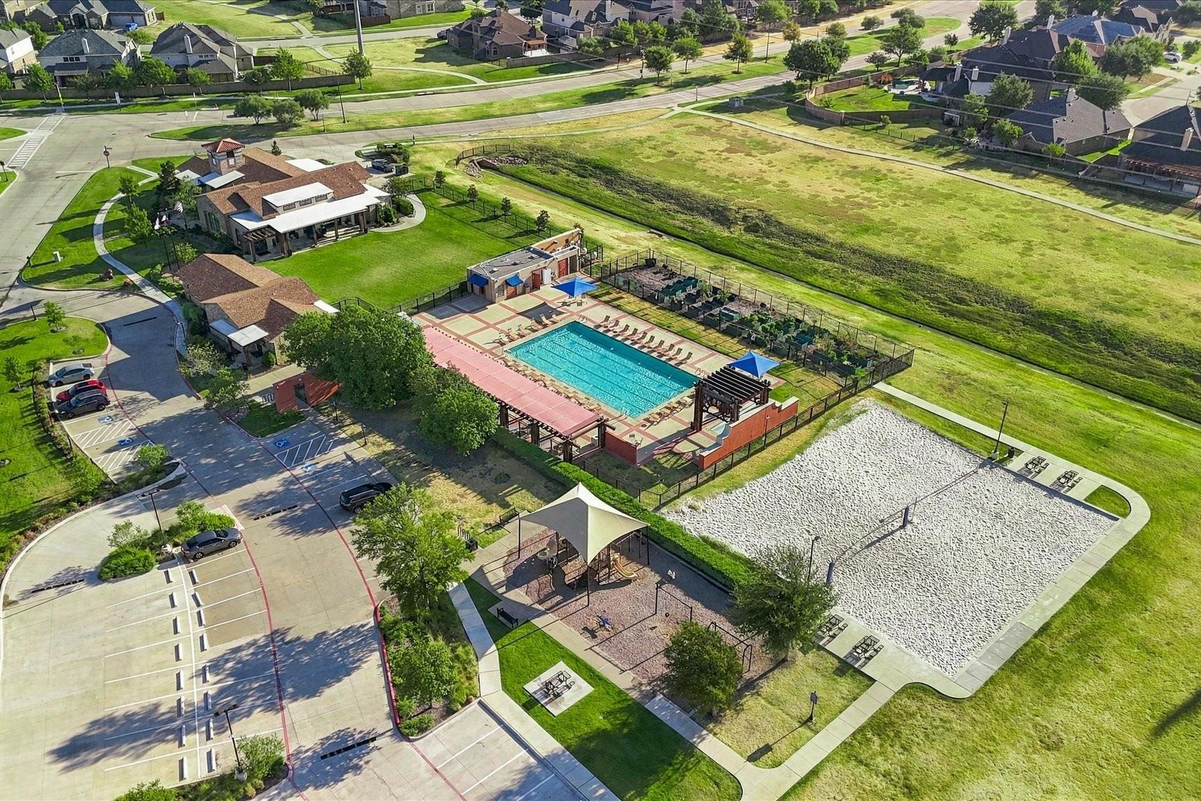 main property photo 39