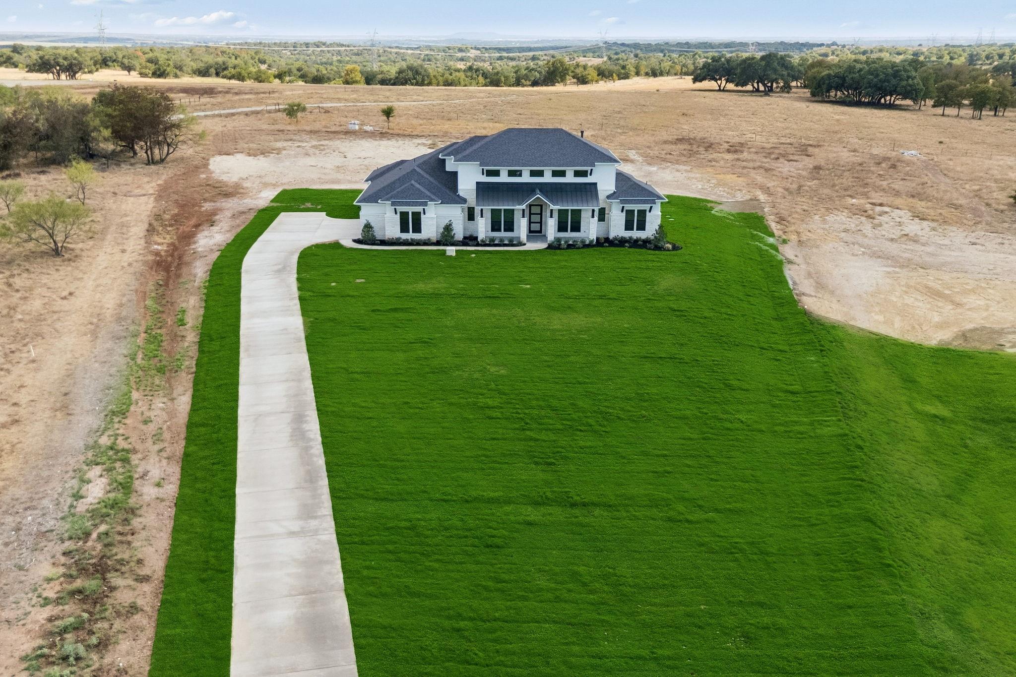 main property photo 35