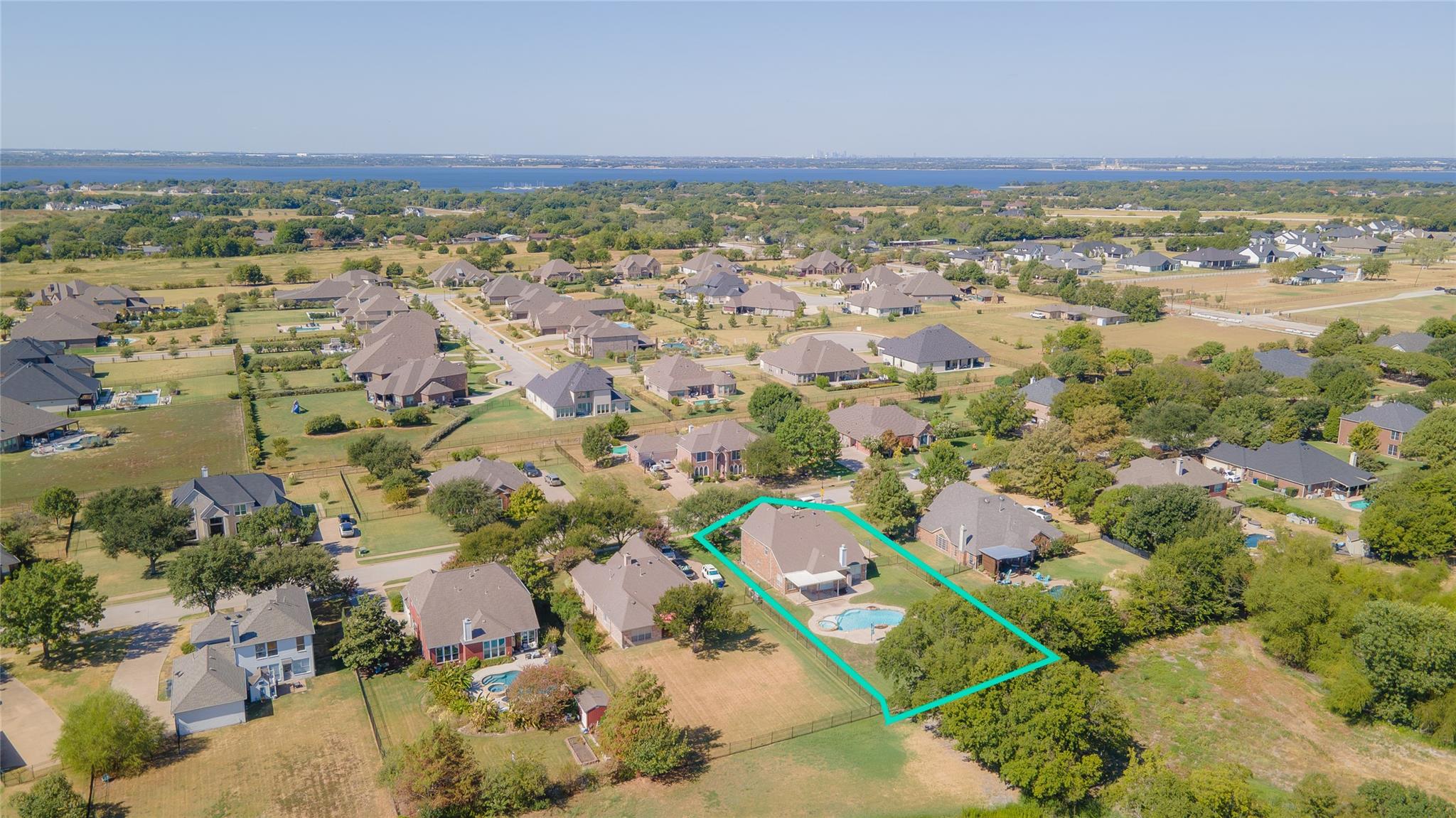 main property photo 31