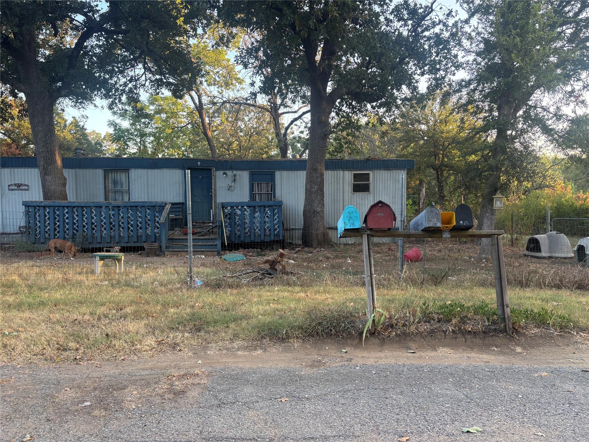 main property photo 10