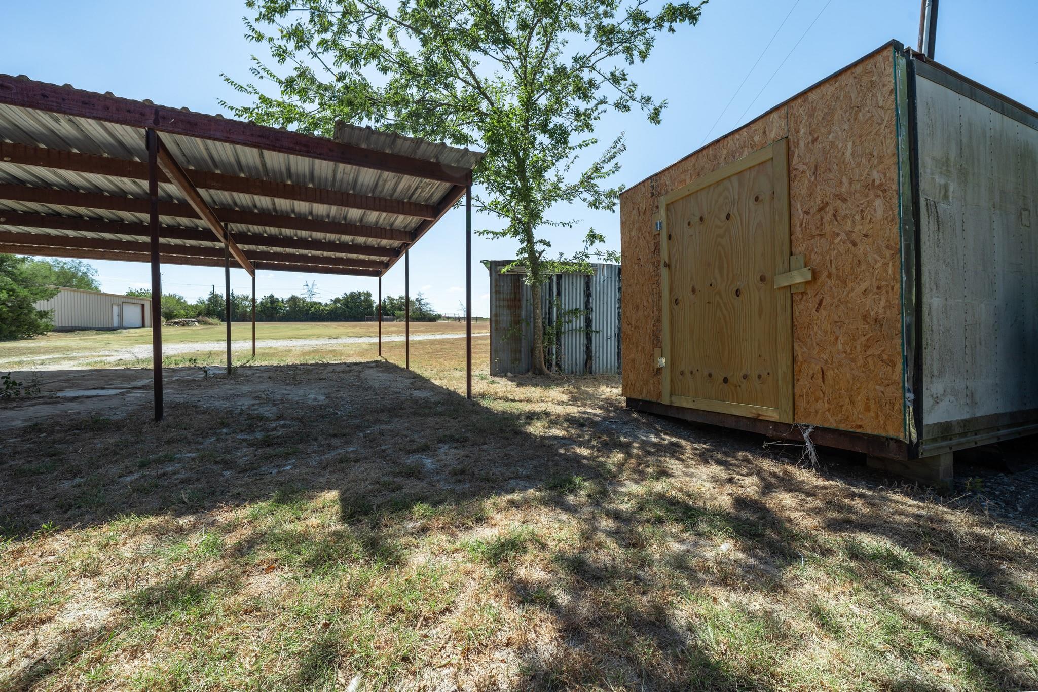 main property photo 27