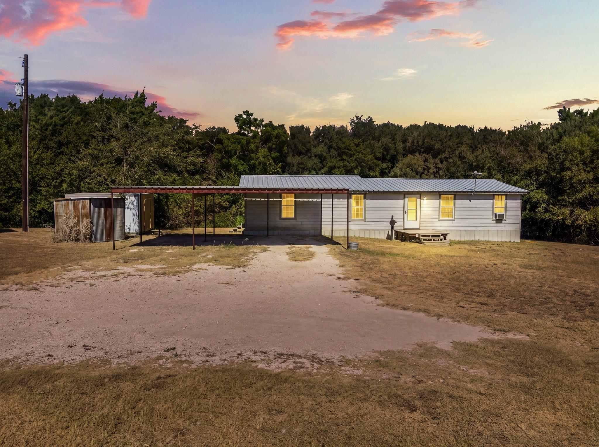 main property photo 37