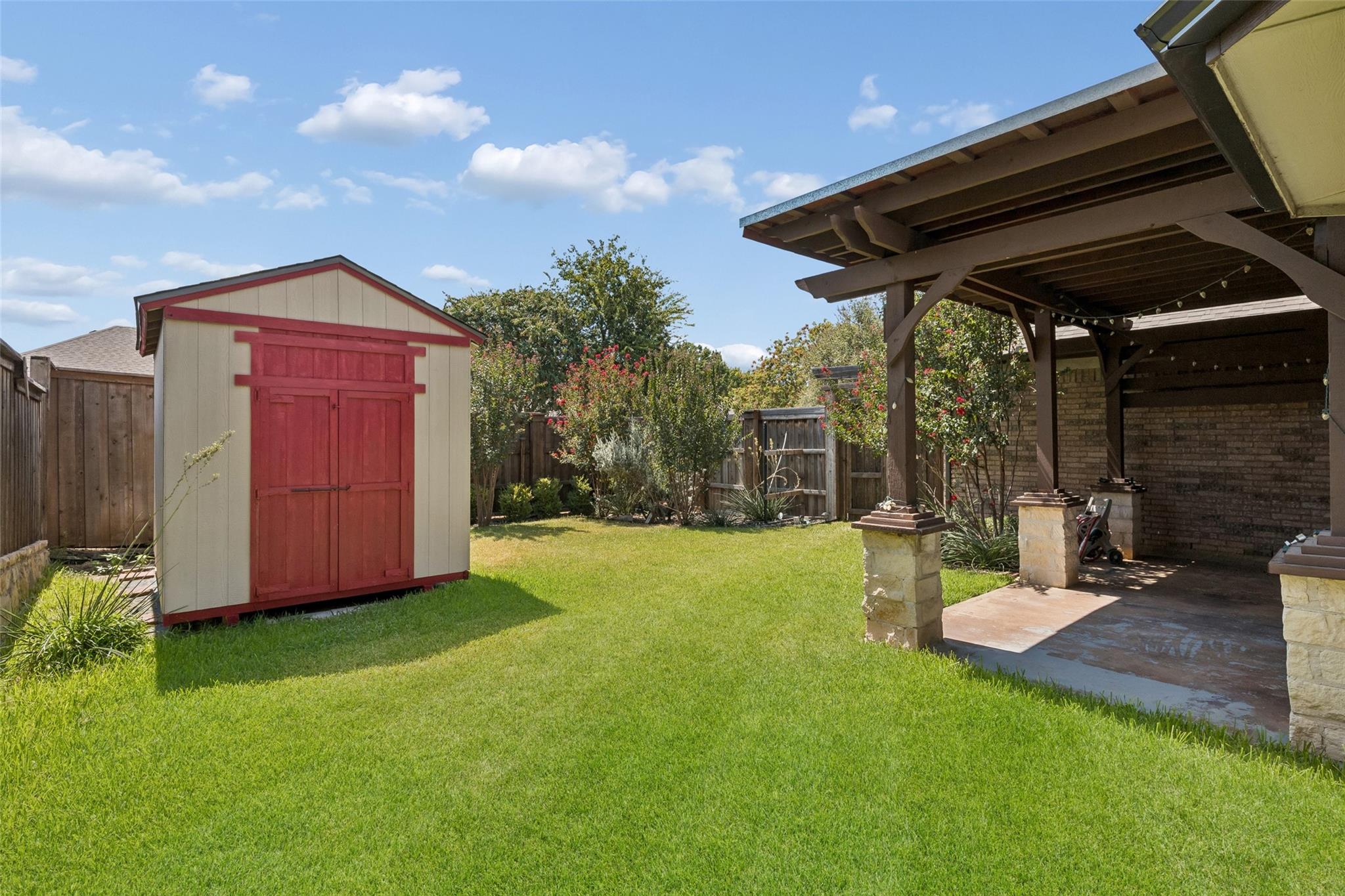 main property photo 38