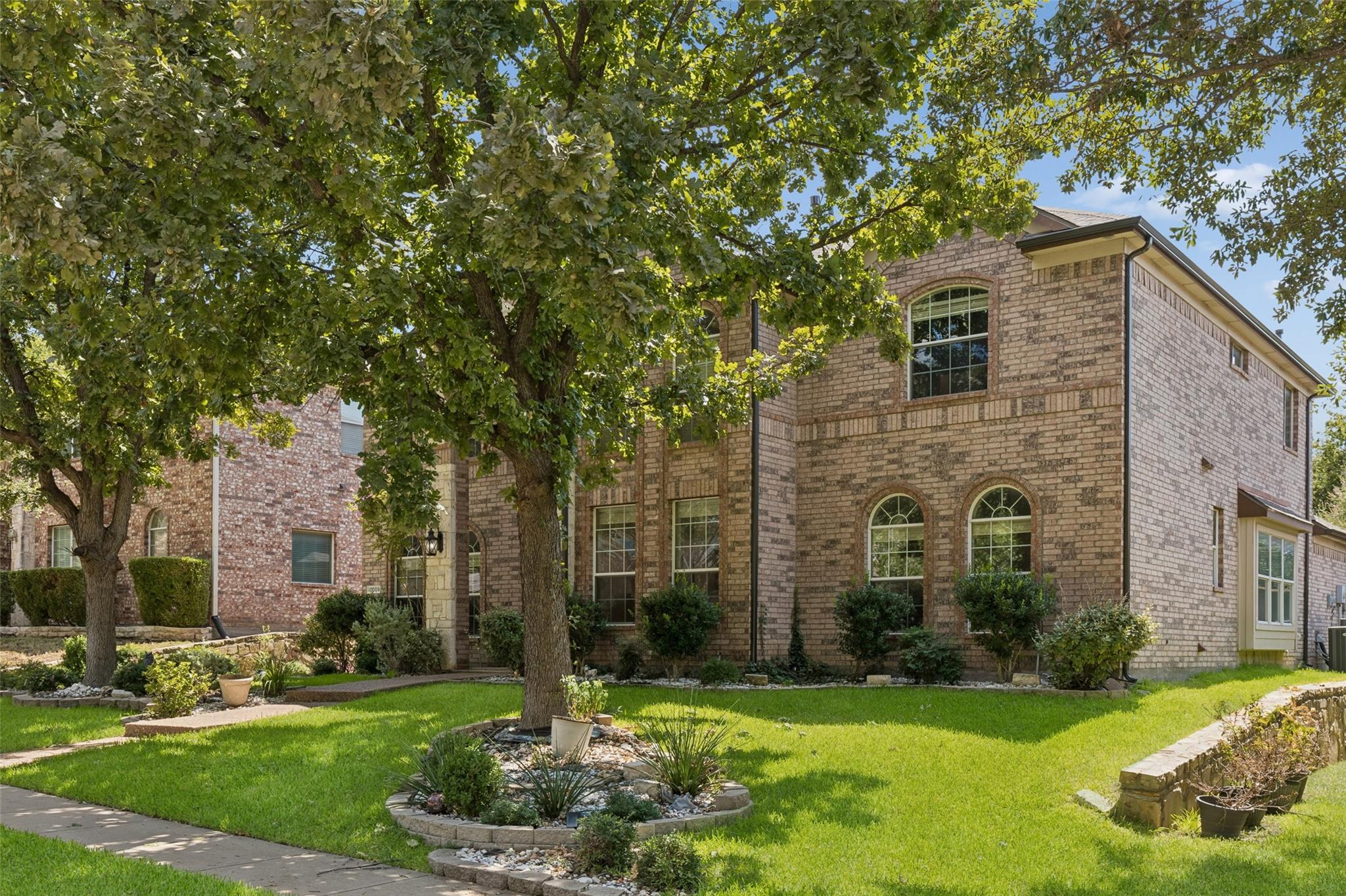 main property photo 39