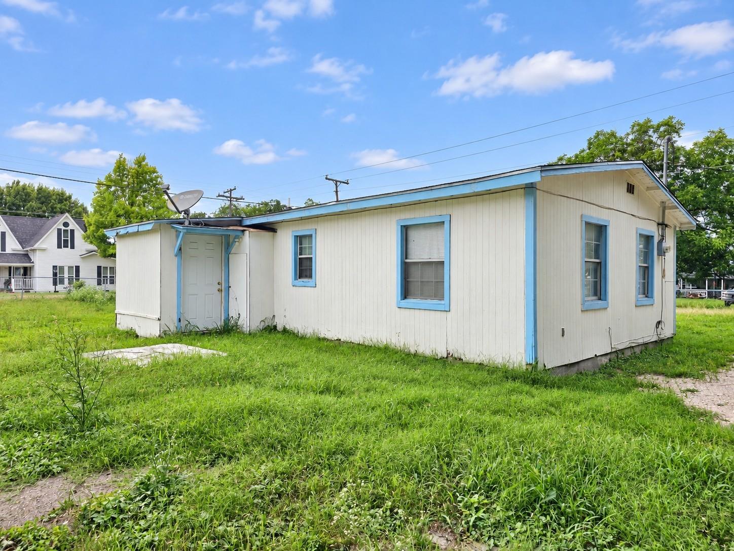 main property photo 12