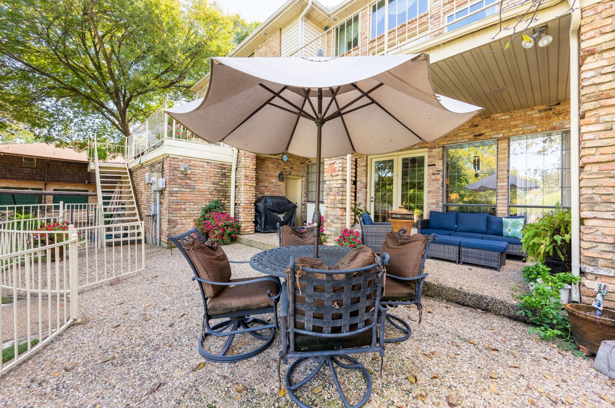 main property photo 33