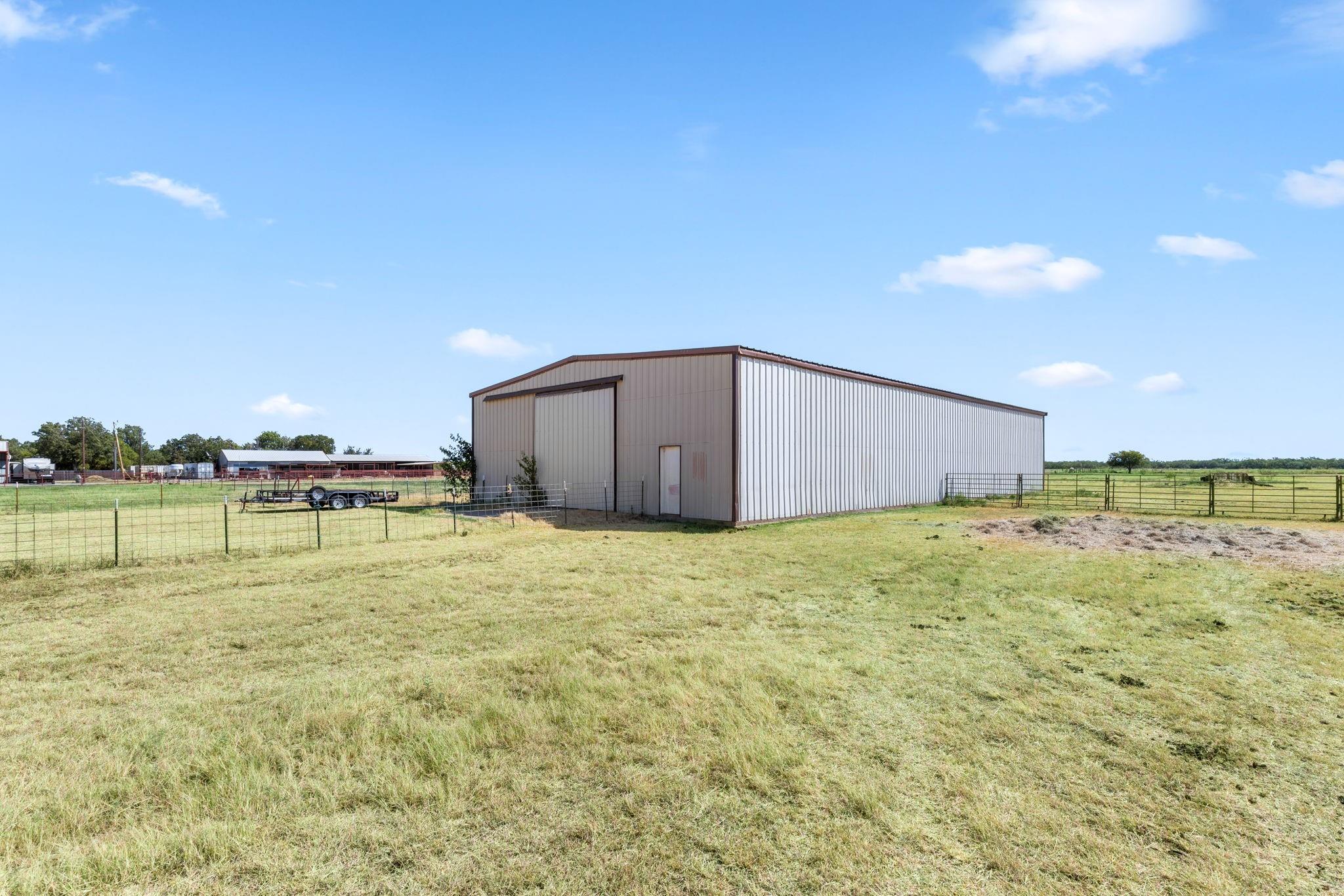 main property photo 20