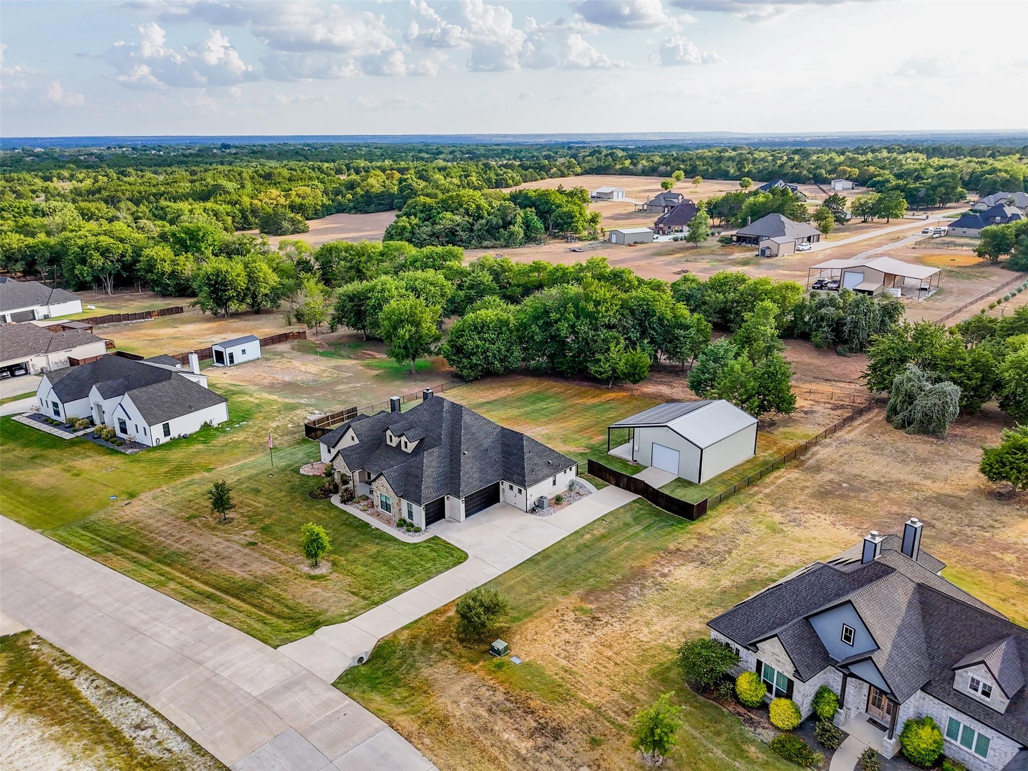 main property photo 39