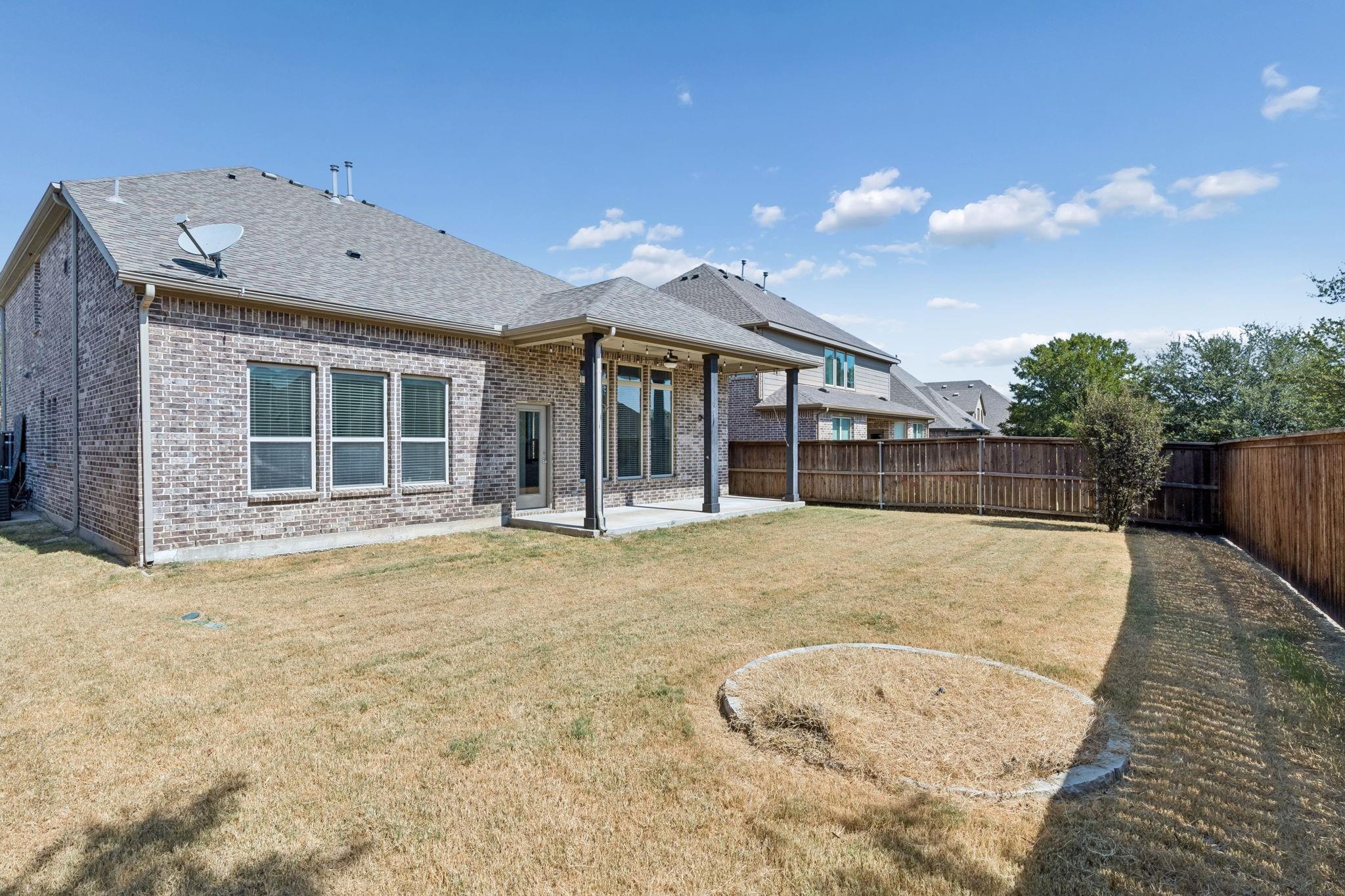 main property photo 27