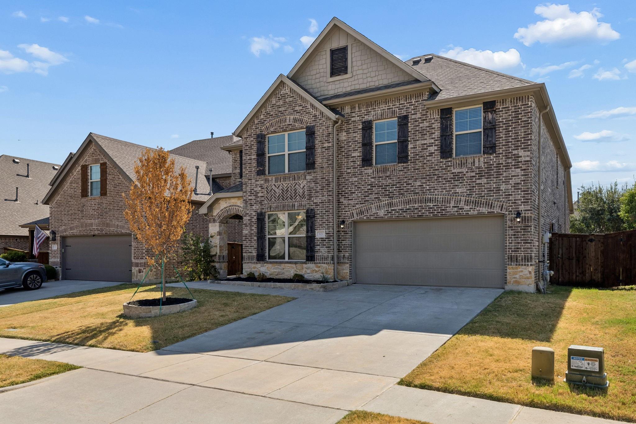 main property photo 28