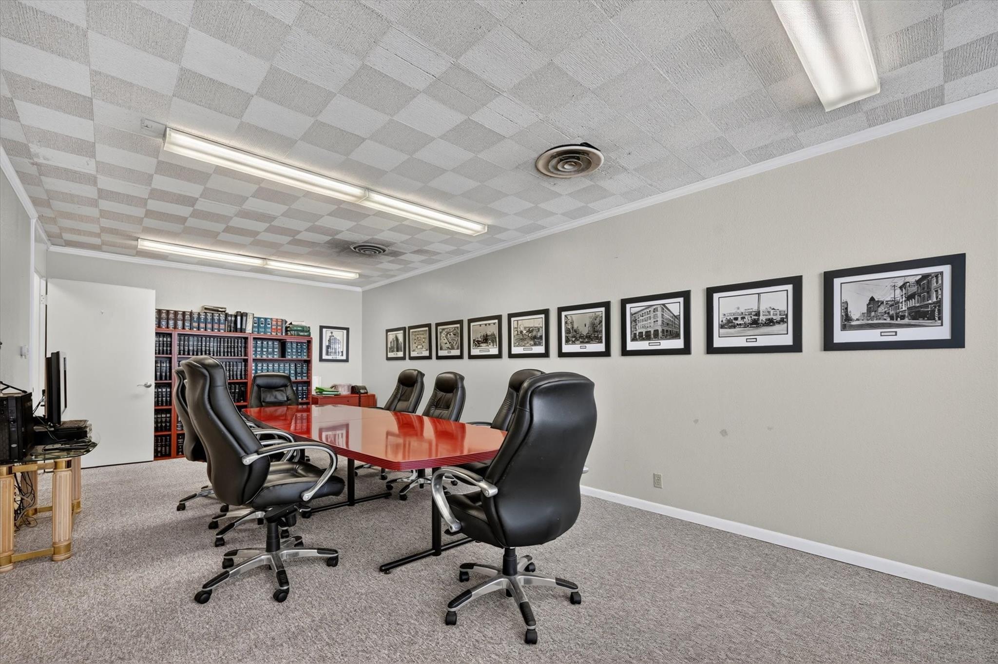 main property photo 19