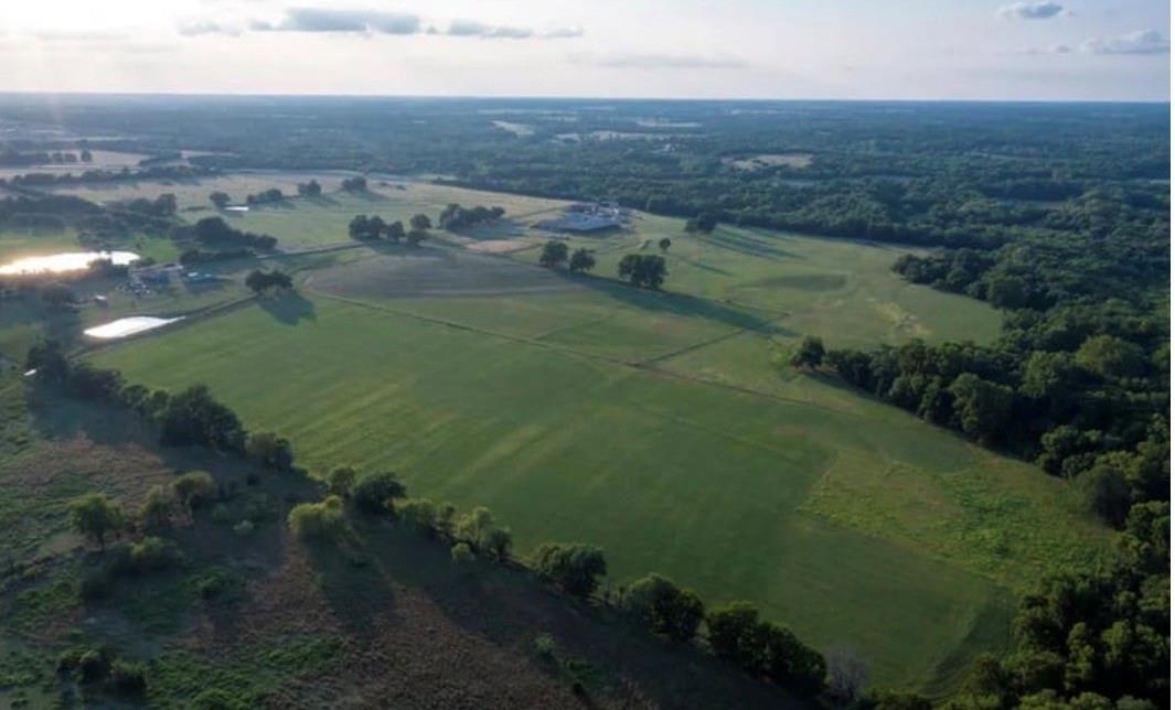 main property photo 8