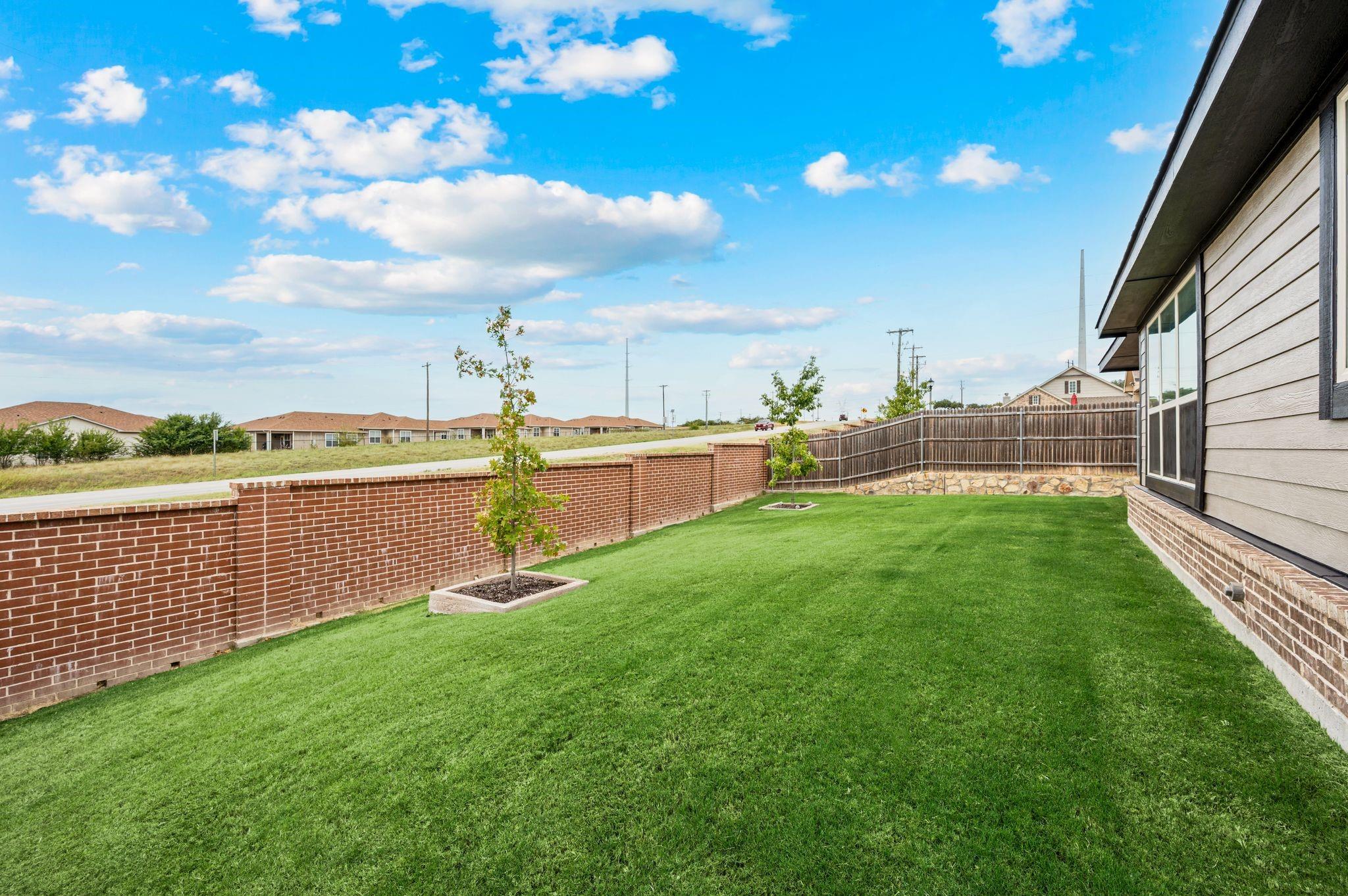 main property photo 32