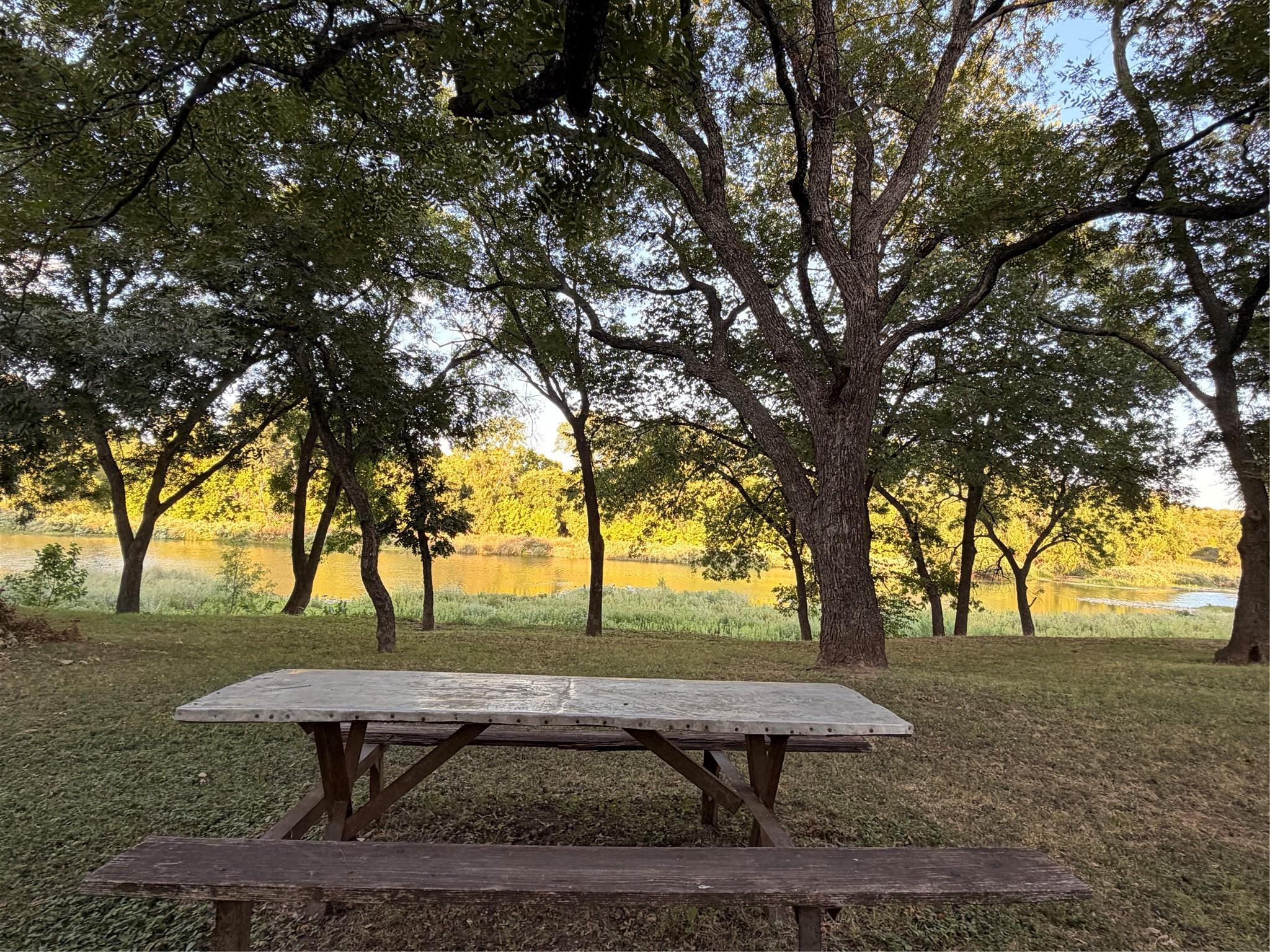 main property photo 16